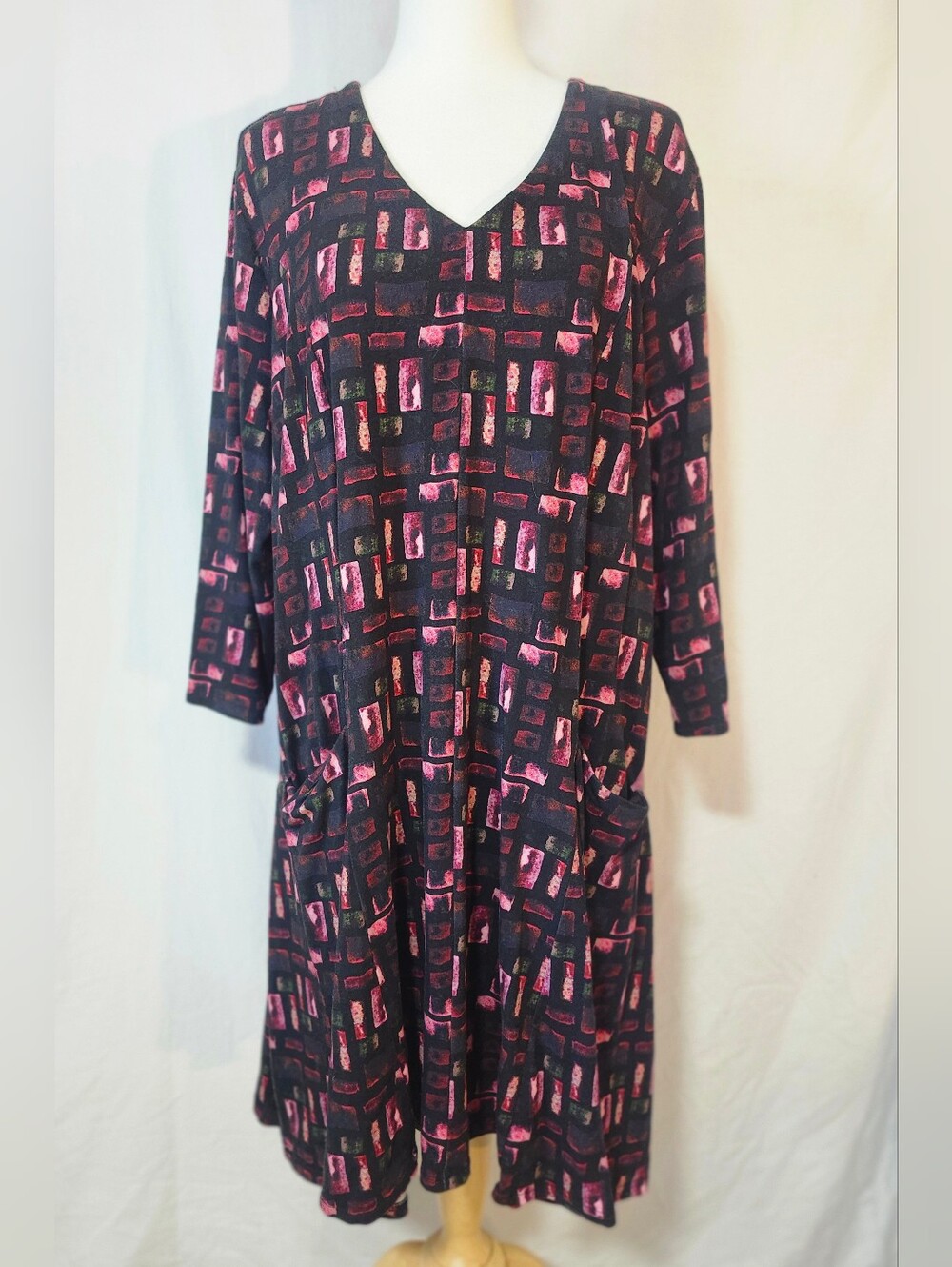 Blue Sky Black and Pink V-Neck 3/4 Sleeve Swing Dress With Front Pockets.